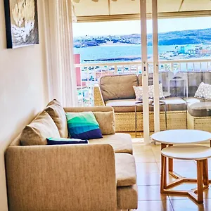 2bdr-comfy-apartment-with-ocean-view.in-canary-islands.com/